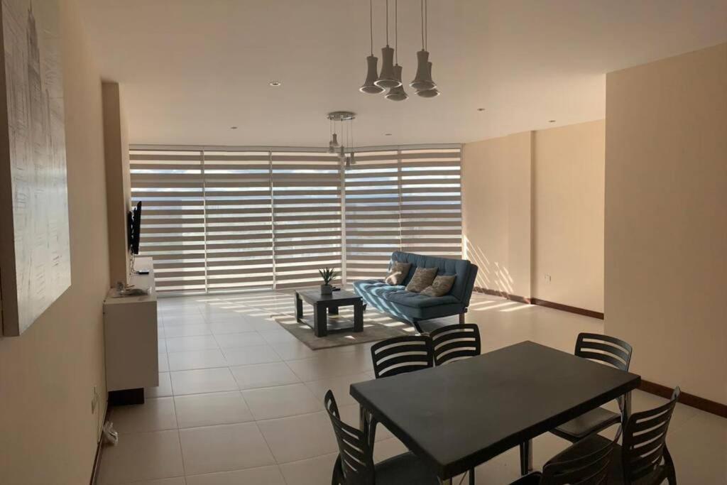 Lujoso Apartamento En Zona Exclusiva! Tarija Exterior foto